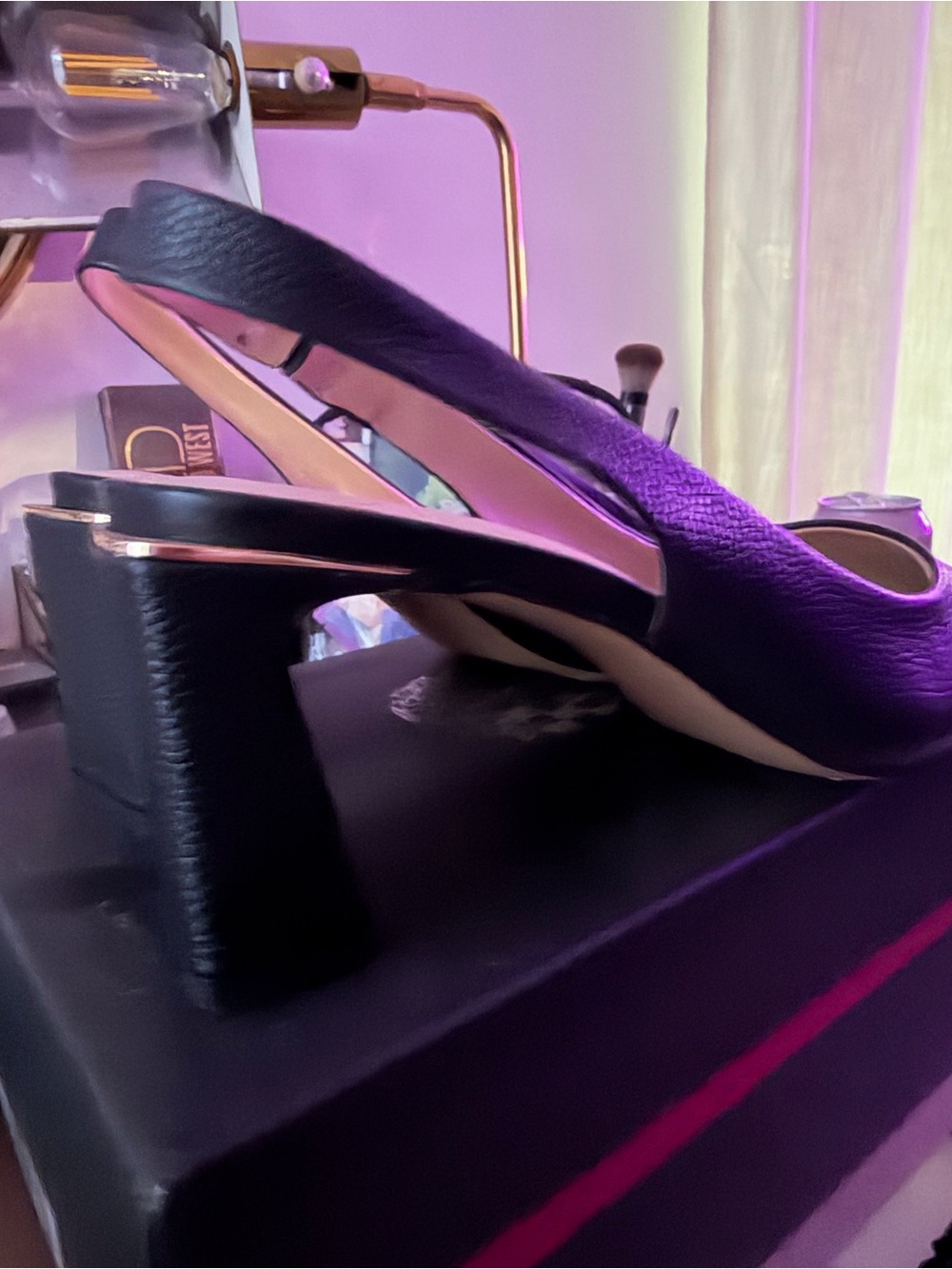 Vince Camuto Black Pointed Slingback Block Heel - Picture 4 of 4